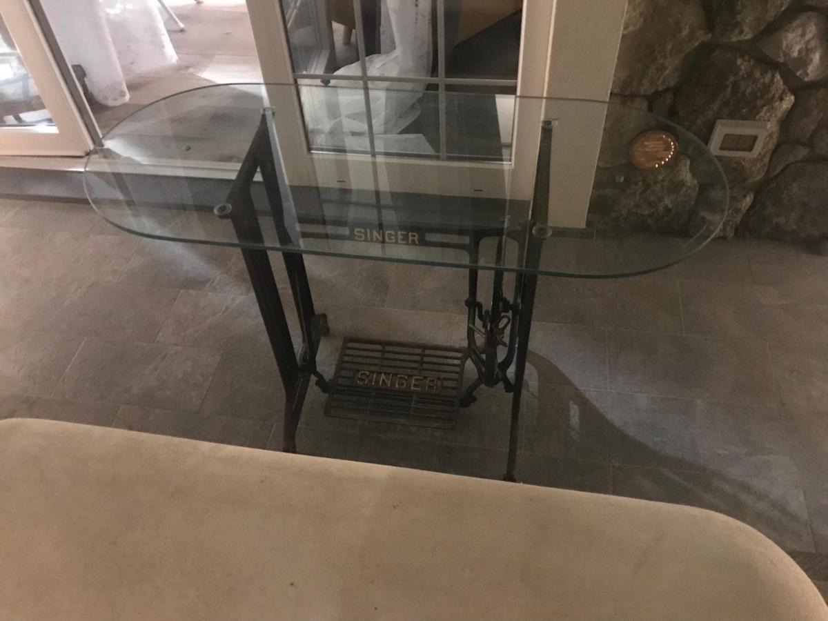 La Casetta Al Porto Di Ischia Apartman Kültér fotó